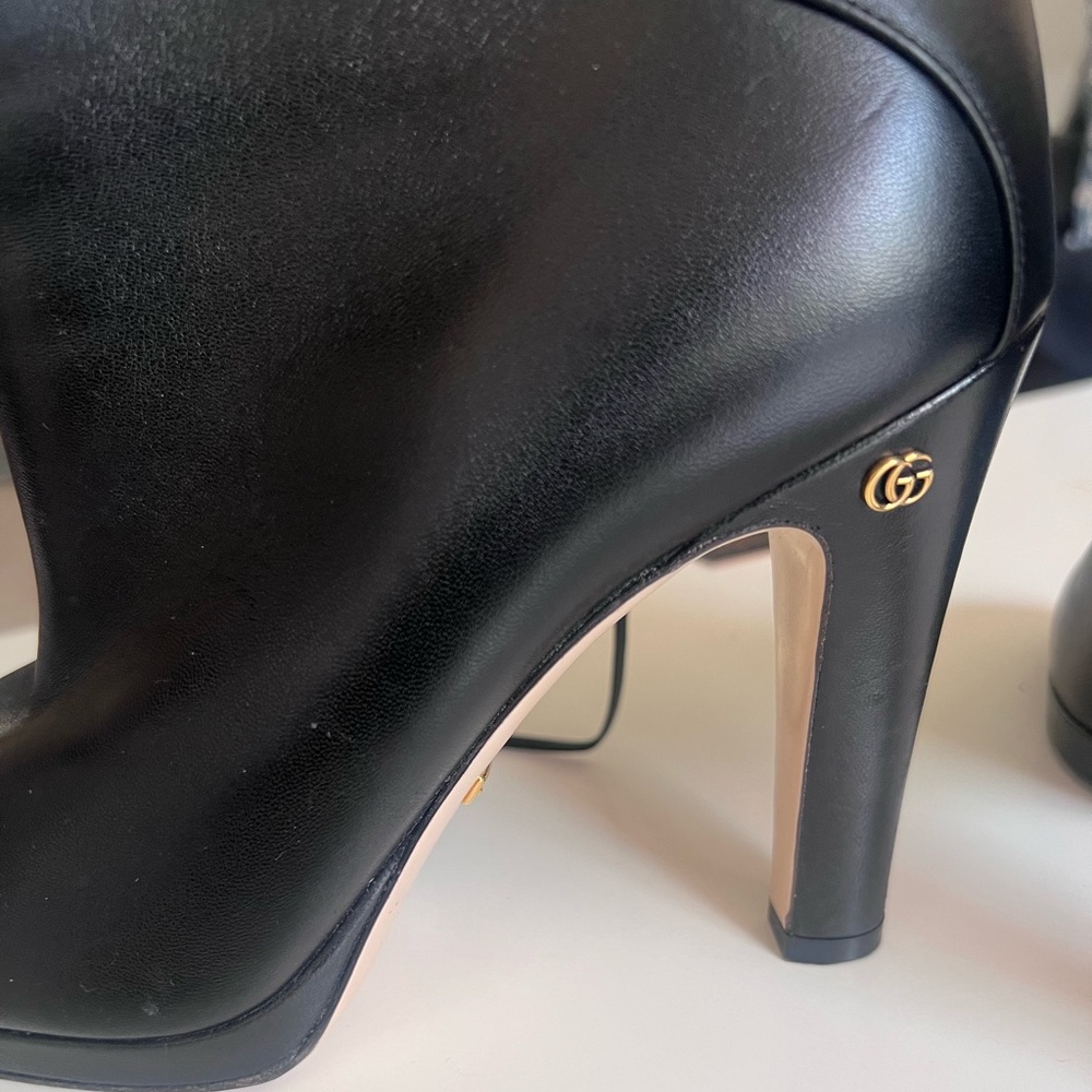 Drawstring Gucci boots - Picture 2 of 7